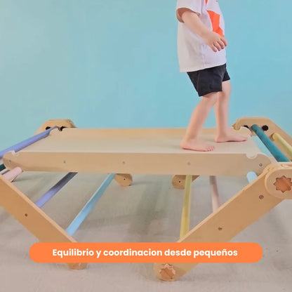 Triángulo Evolutivo 8 en 1 con Rampa y Columpio
