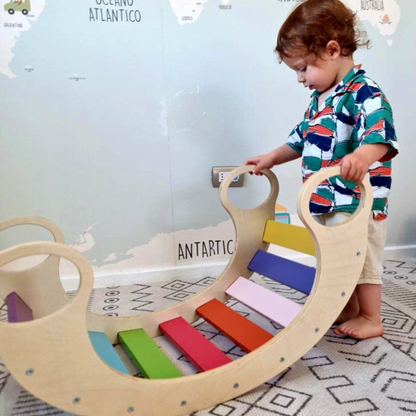 Balancín waldorf - juego educativo para pequeños exploradores.